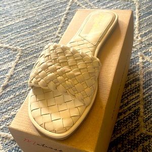 NWT - MATISSE - SHANA SLIDE SANDAL